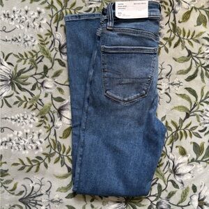 American Eagle Super High-Rise Jegging Next Level Stretch 00 24
